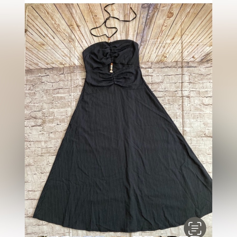 NWT Black Halter back cut out front detail, Summer Maxi Dress size M - Picture 5 of 10
